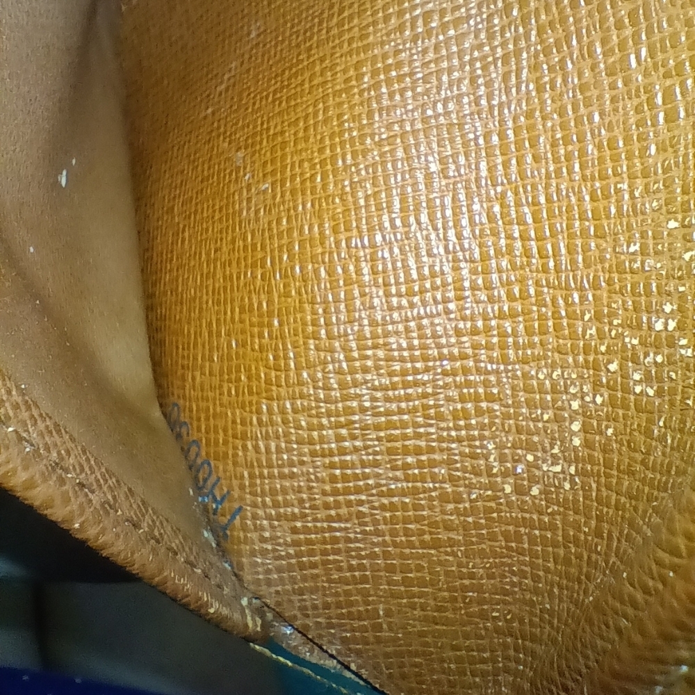 Authentic Louis Vuitton Monogram Portefeiulle Elise Trifold Wallet - Picture 7 of 9